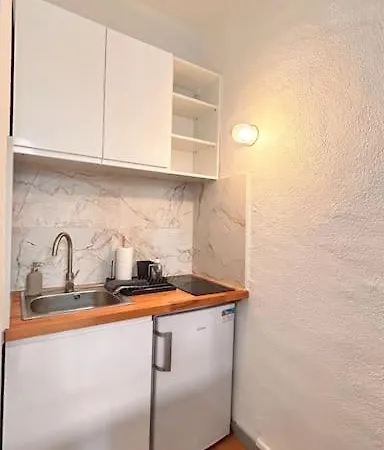 Le Cocon * מונטובן